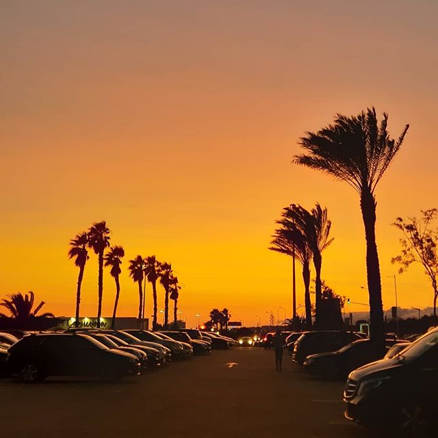 imagem da praia de Carcavelos em Cascais